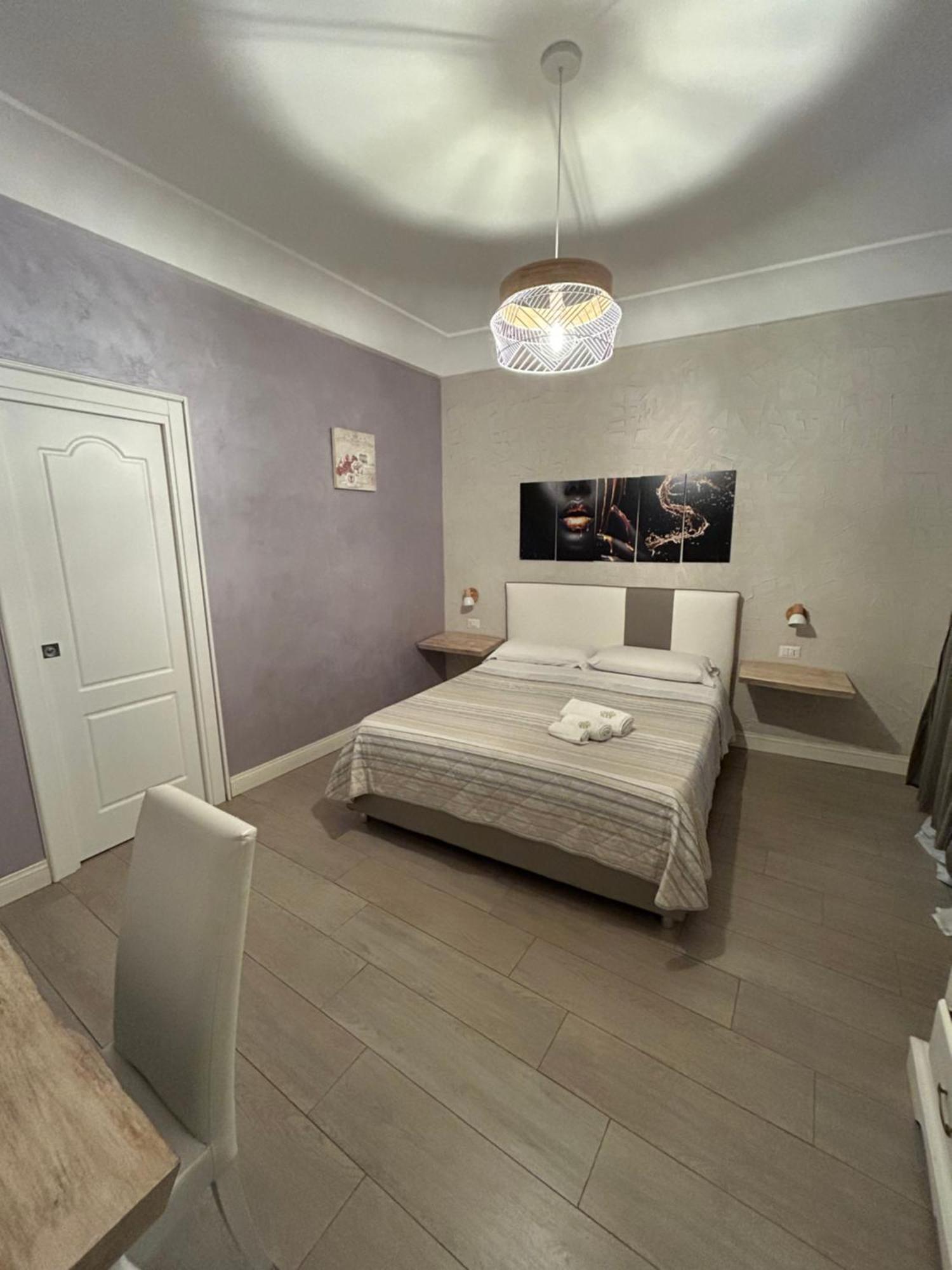 Chiaia Roof Bed and Breakfast Νάπολη Δωμάτιο φωτογραφία