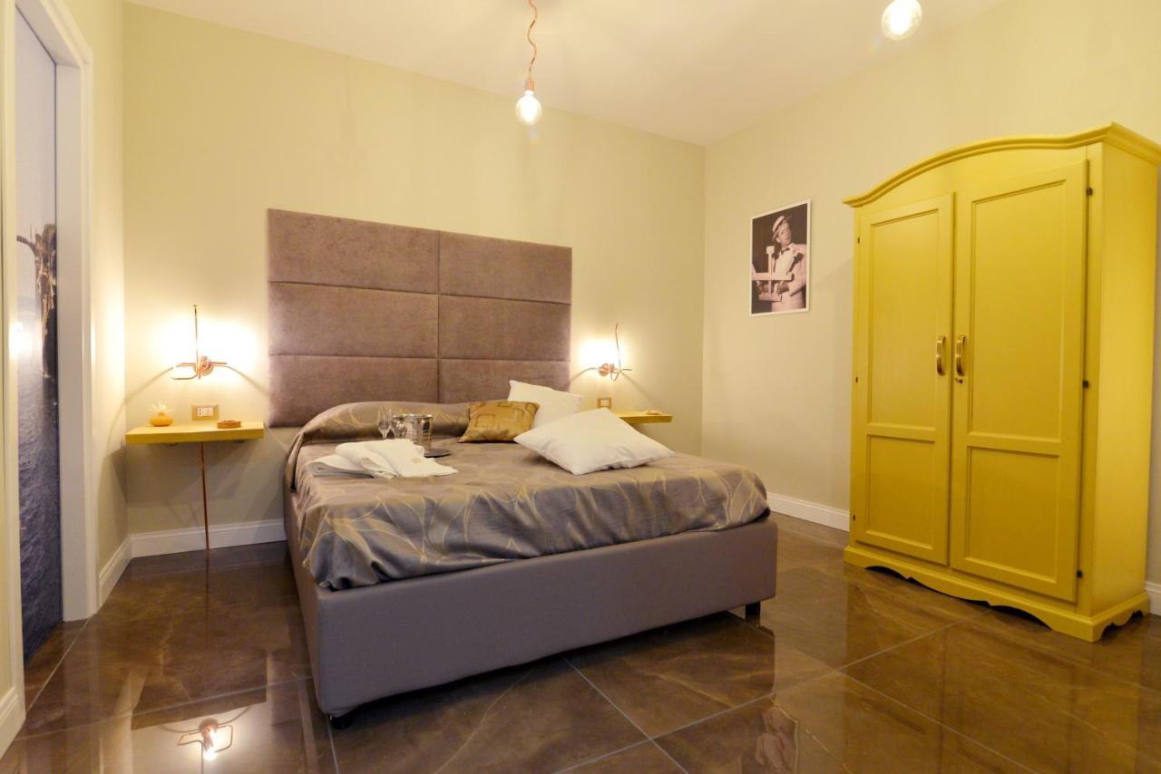Chiaia Roof Bed and Breakfast Νάπολη Εξωτερικό φωτογραφία